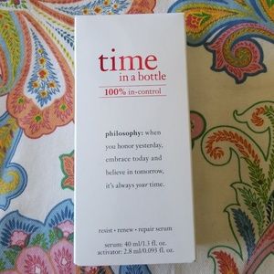 Philosophy Time in a bottle serum.